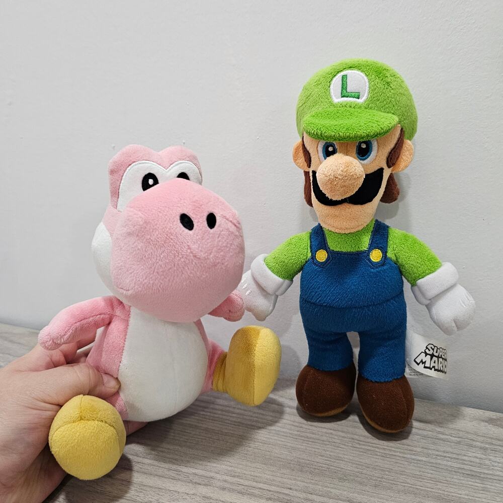 Nintendo Pink Yoshi Luigi Plush Lot Super Mario Video Game Toys